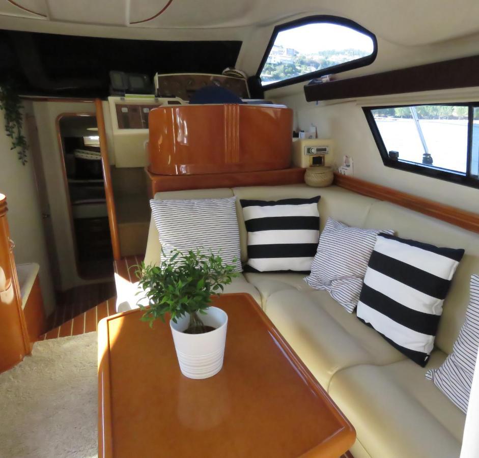Aquadouro Yacht Radames - Sleep Boat Experience Hotel Castelo de Paiva Luaran gambar