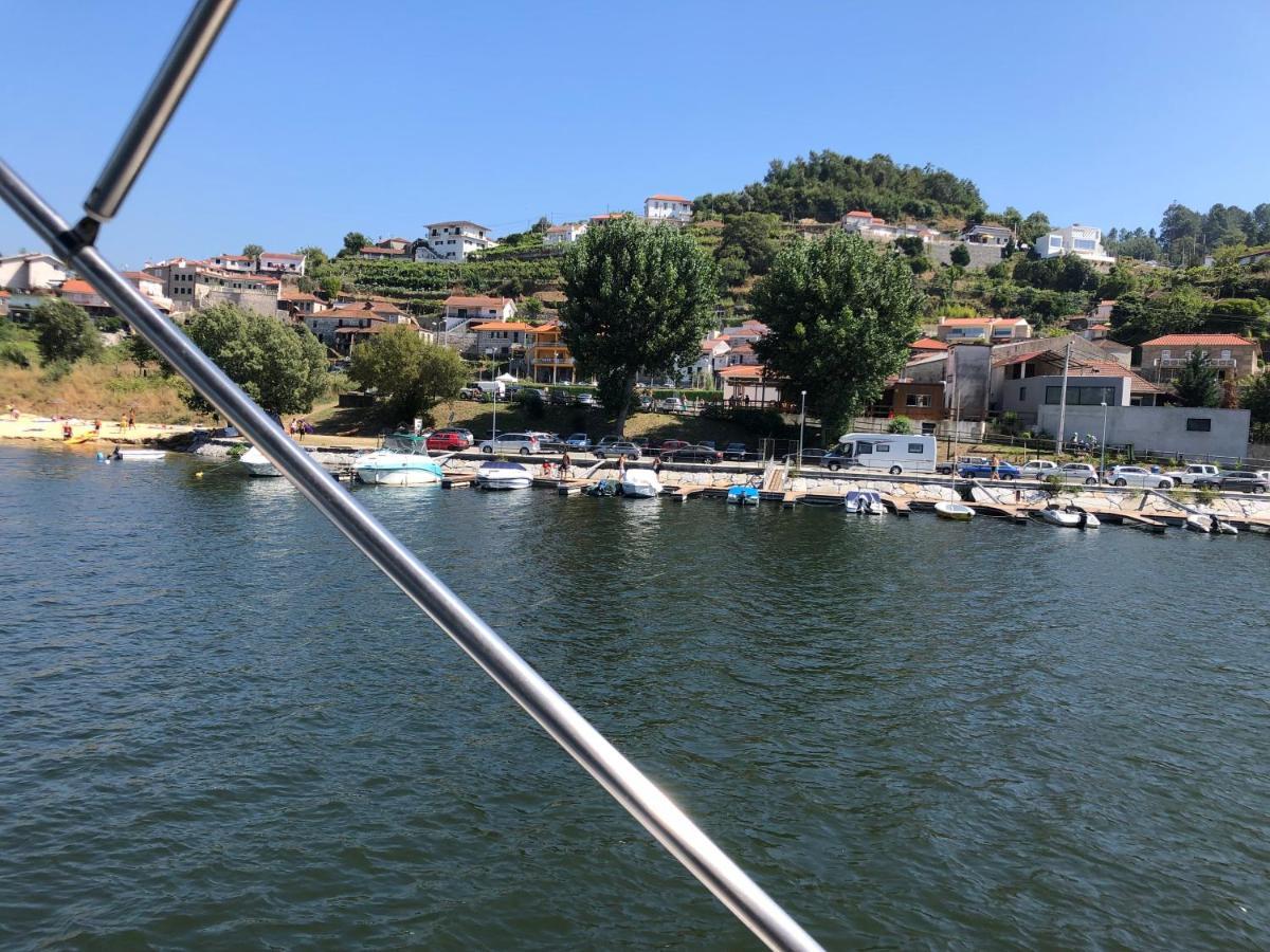 Aquadouro Yacht Radames - Sleep Boat Experience Hotel Castelo de Paiva Luaran gambar