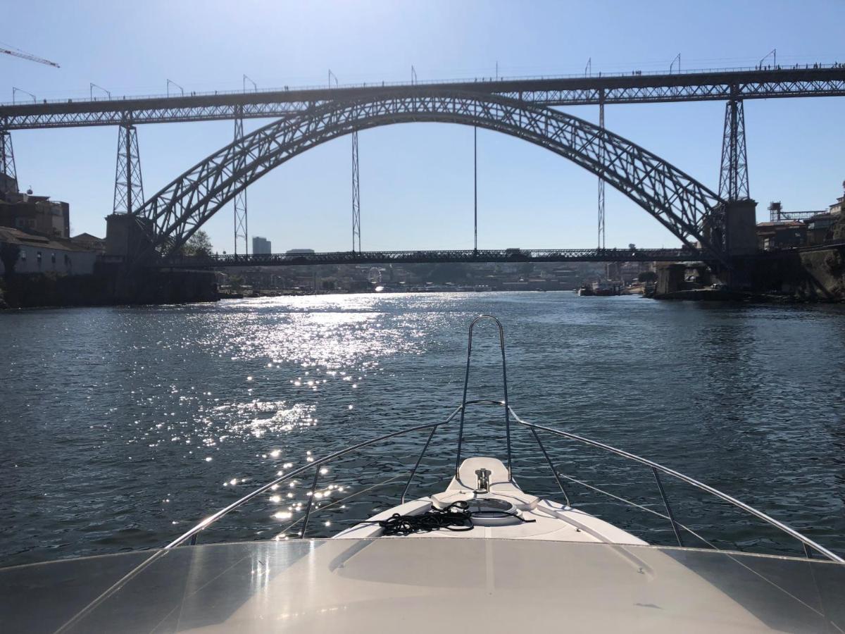 Aquadouro Yacht Radames - Sleep Boat Experience Hotel Castelo de Paiva Luaran gambar