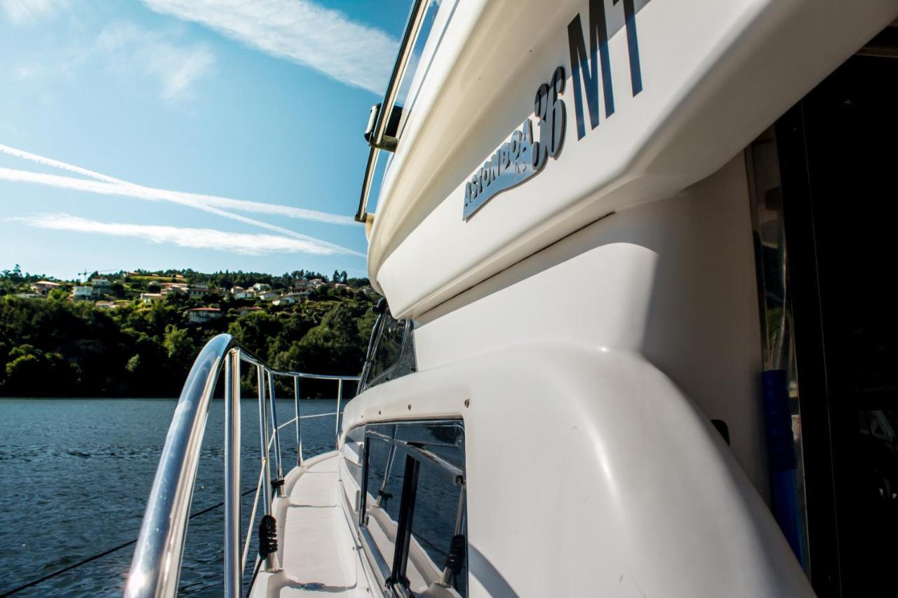 Aquadouro Yacht Radames - Sleep Boat Experience Hotel Castelo de Paiva Luaran gambar